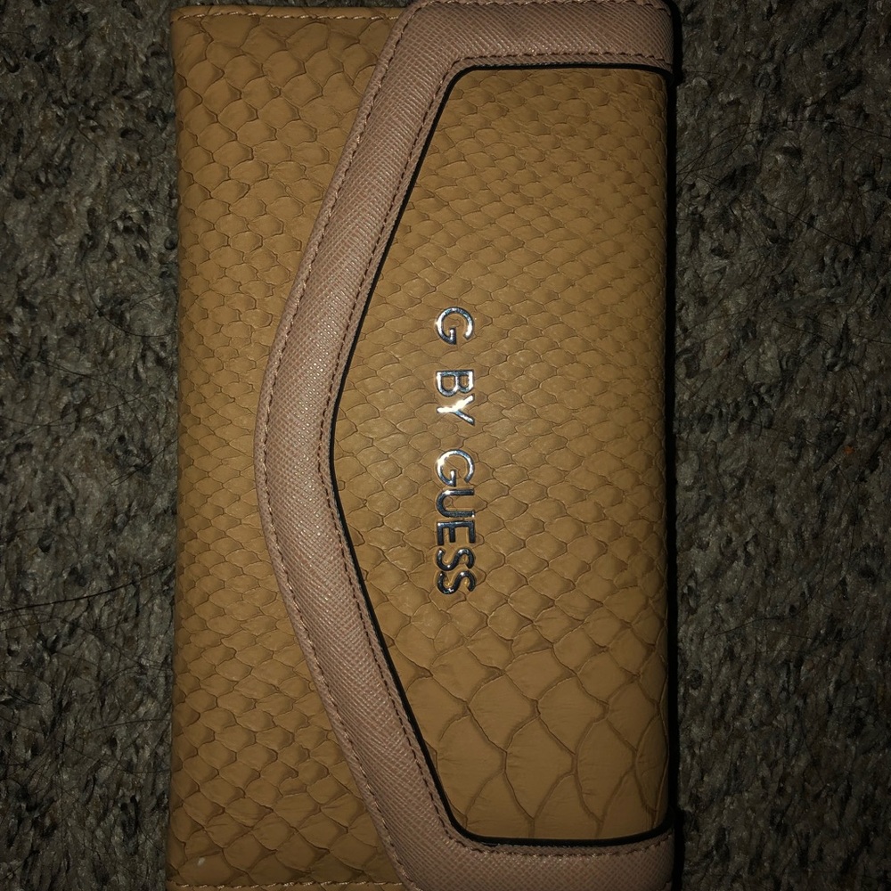 G by Guess Tan Wallet